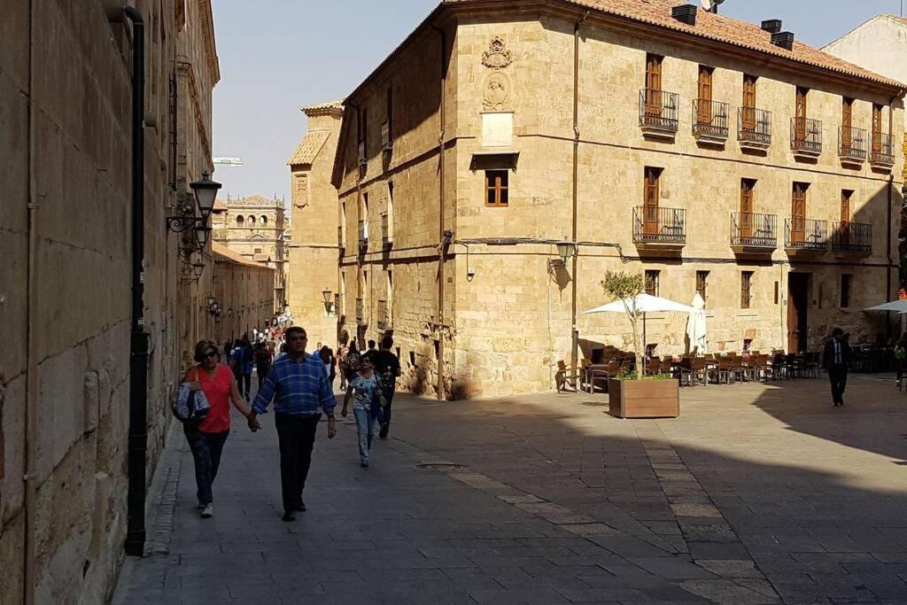 Edificio Del Siglo XVIII Restaurado La Ranita Salamantina Apartment Salamanca Bagian luar foto